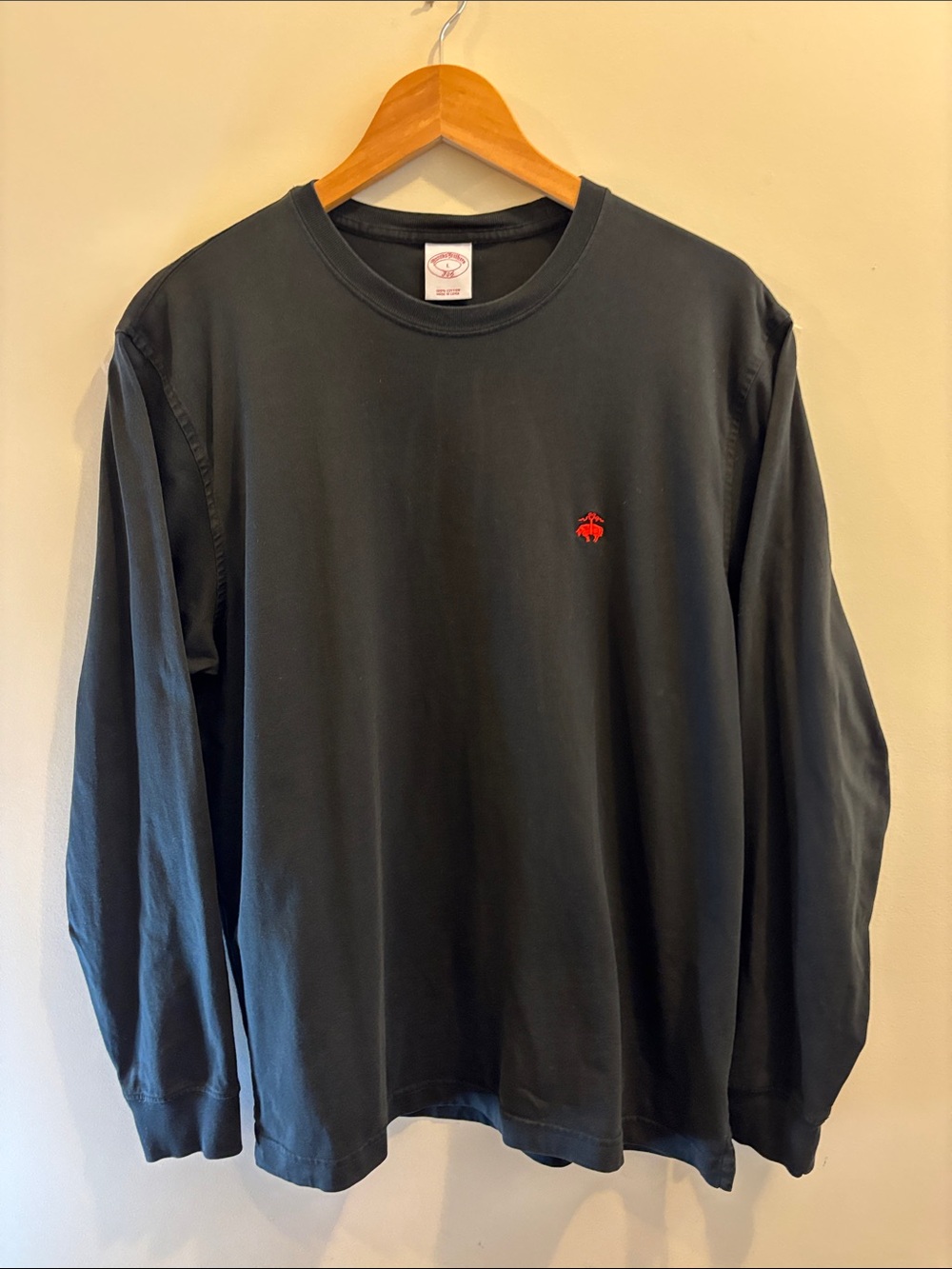 Brooks Brothers Black Long Sleeve Crewneck with Small Red Logo, size L